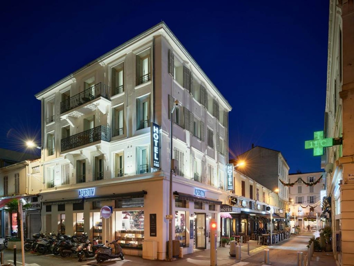 Hotel des Congrès et Festivals - Bonjour Fun