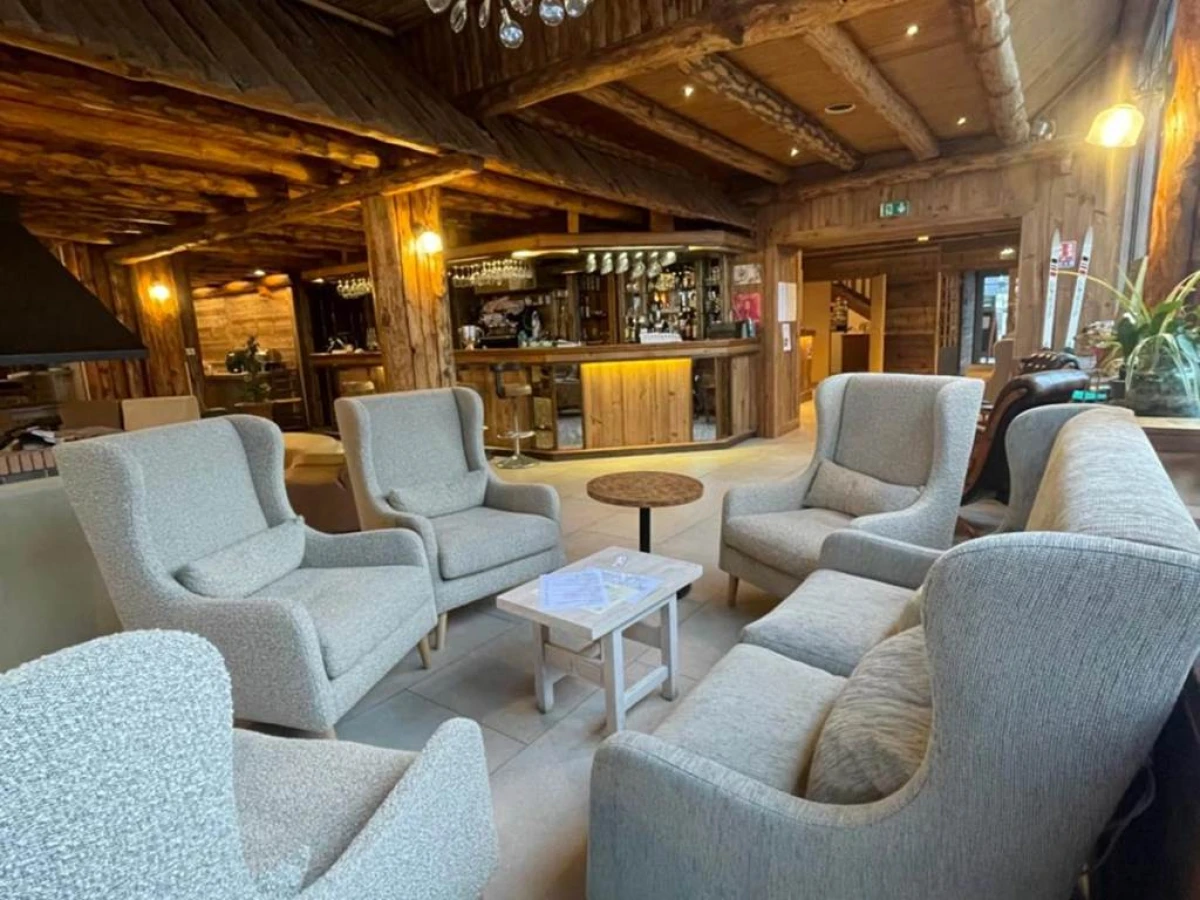 Hotel des Pyrénées - Bonjour Fun