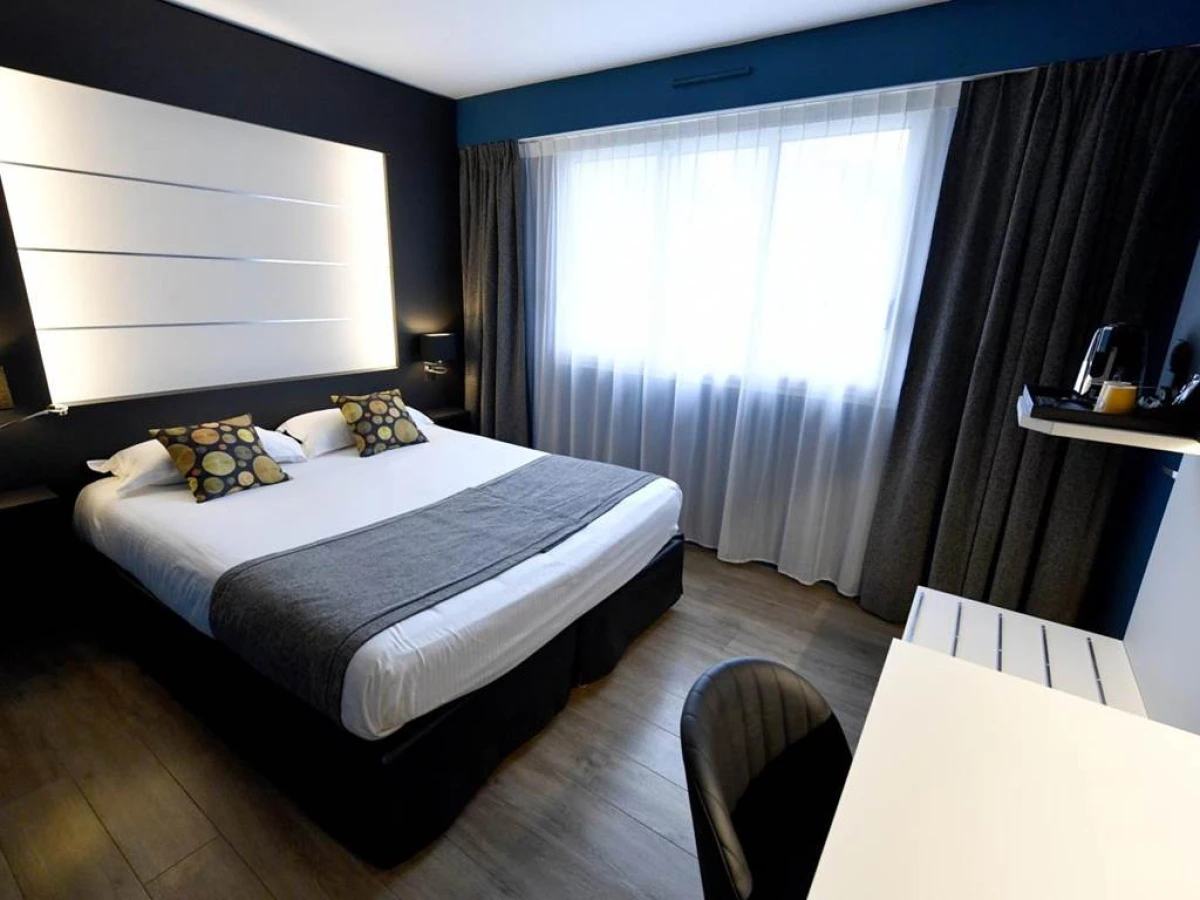 Hôtel Des Quatrans - Bonjour Fun Hôtel Des Quatrans - Bonjour Fun