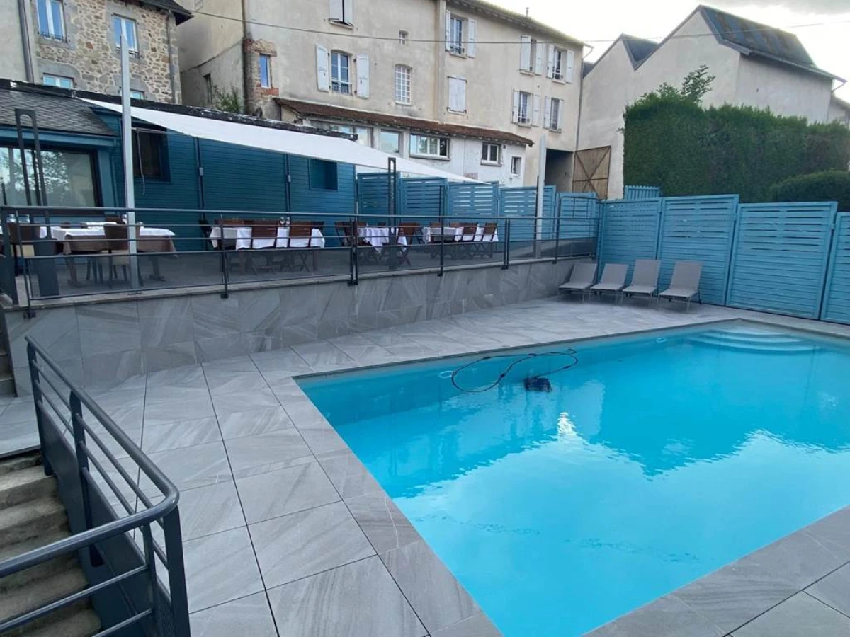 Hotel Des Voyageurs - Bonjour Fun