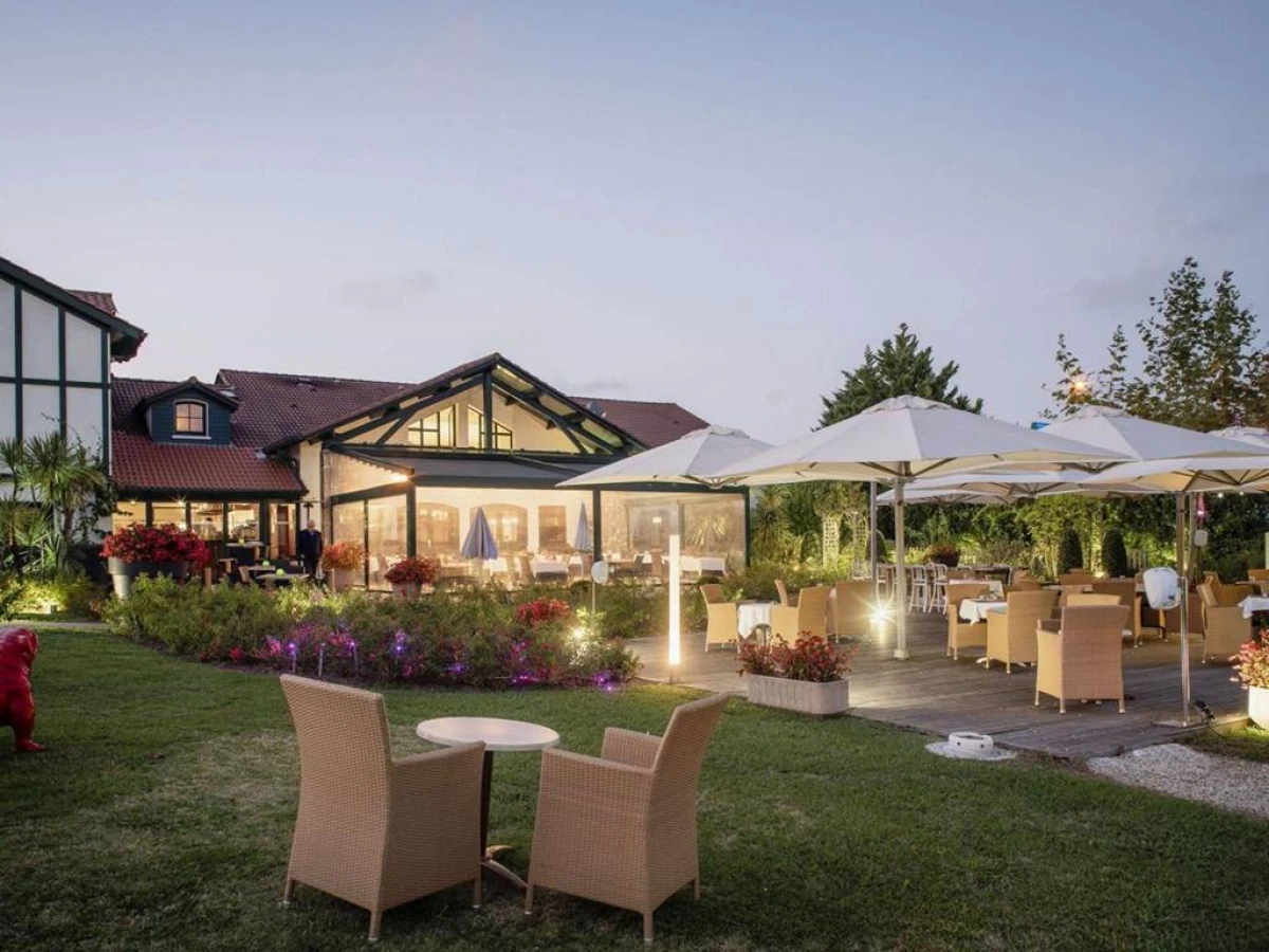 Hotel Donibane Saint-Jean-de-Luz - Bonjour Fun