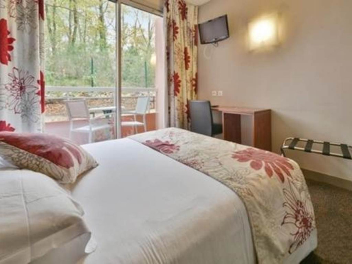 Hôtel Du Baou - Bonjour Fun