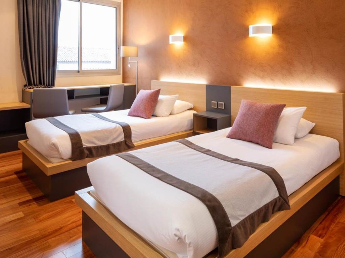 Hotel Du Commerce Spa - Bonjour Fun