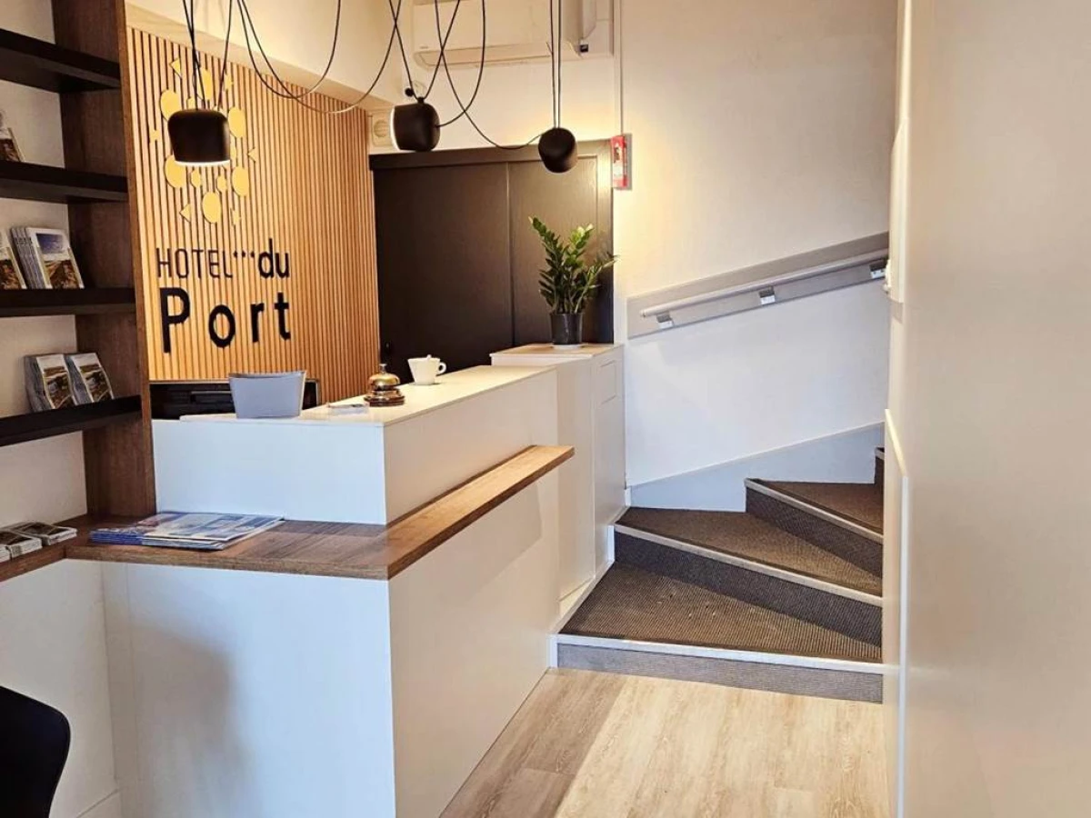 Hôtel du Port - Bonjour Fun