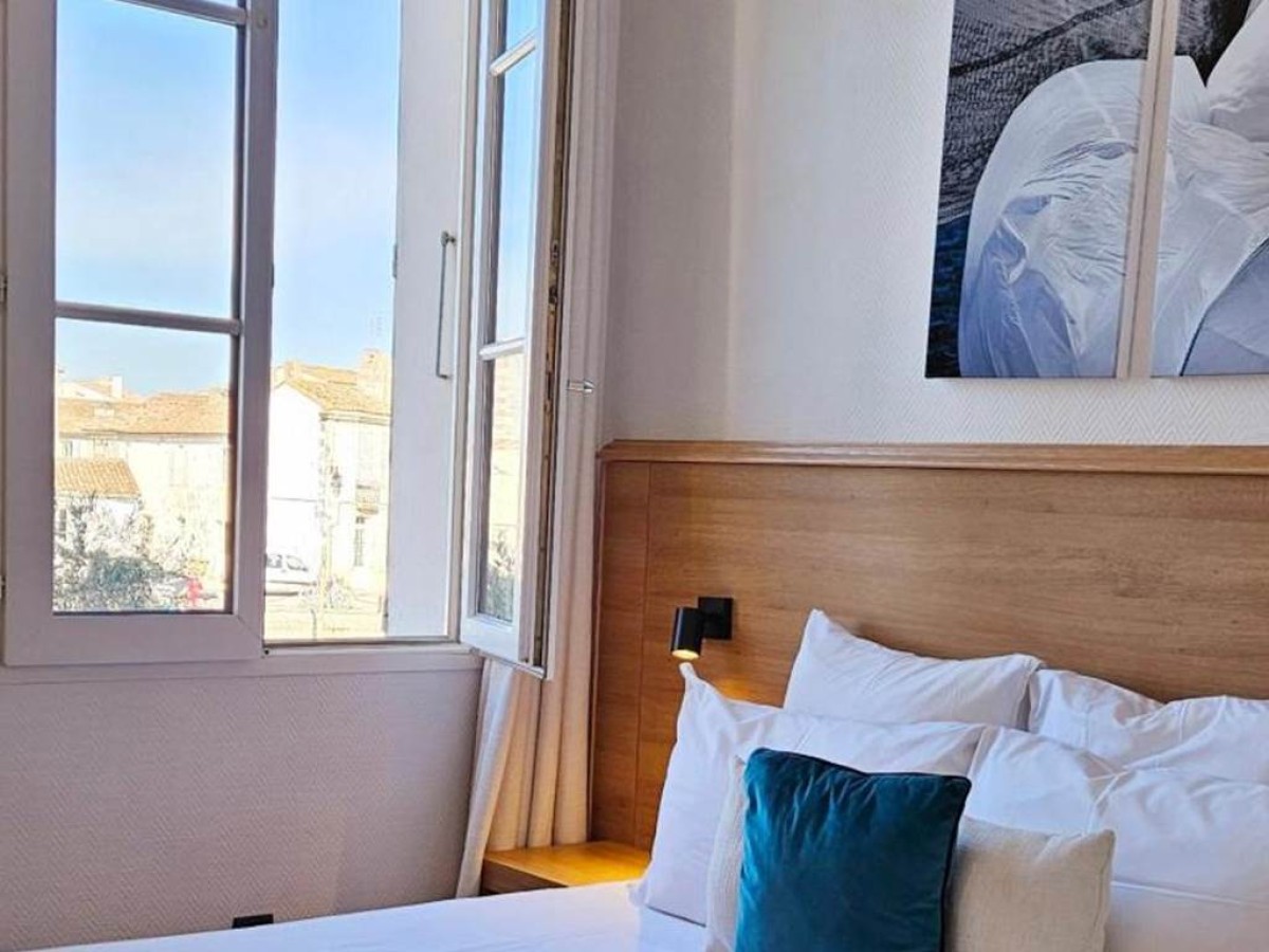 Hôtel du Port - Bonjour Fun