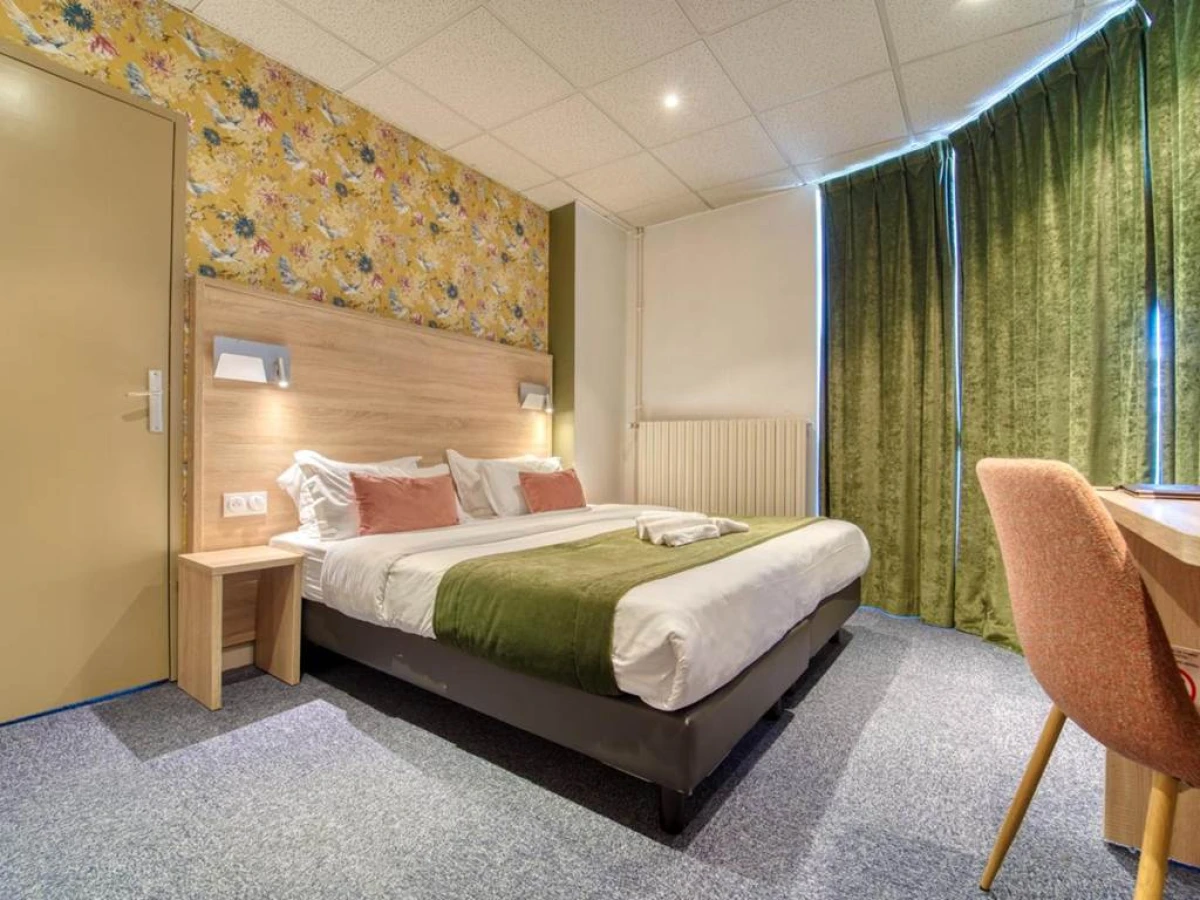 Hôtel Escurial - Centre Gare - Bonjour Fun