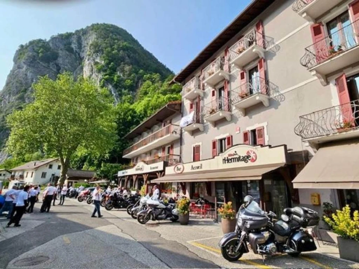 Hôtel et appart'hôtel de l'Hermitage - Bonjour Fun