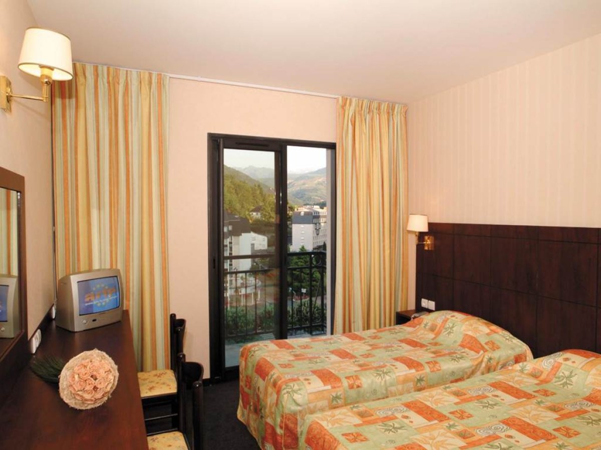 Hôtel Gloria & Avenue - Bonjour Fun