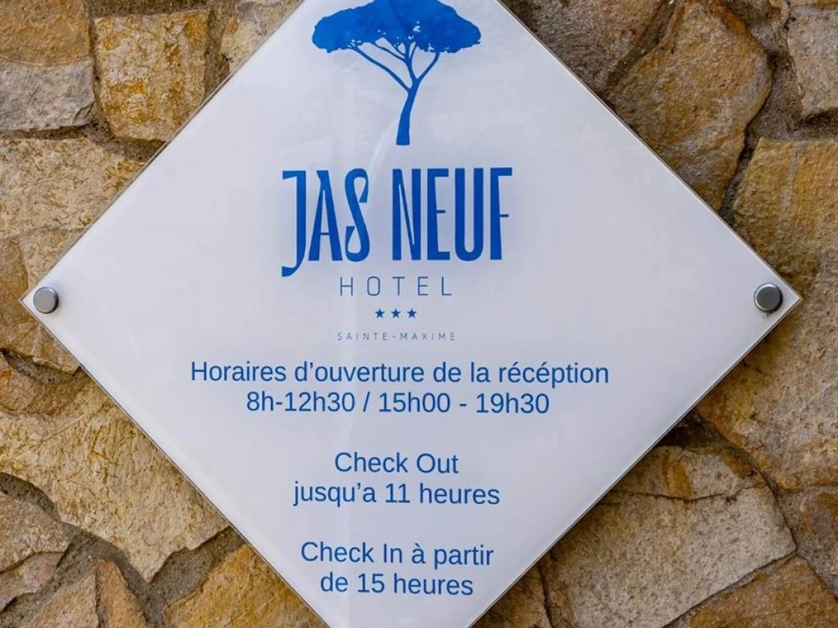 Hôtel Jas Neuf - Bonjour Fun