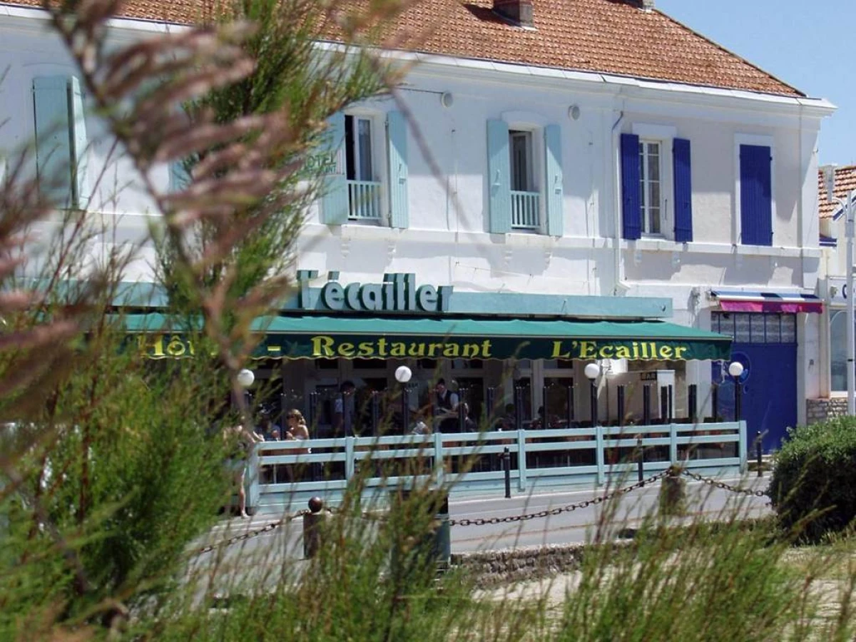 Hôtel L'Ecailler - Bonjour Fun