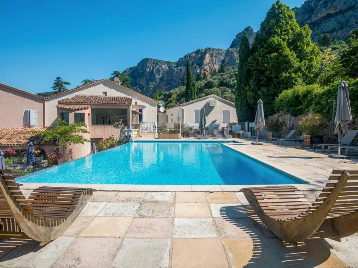 Hôtel La Bonne Auberge - Bonjour Fun