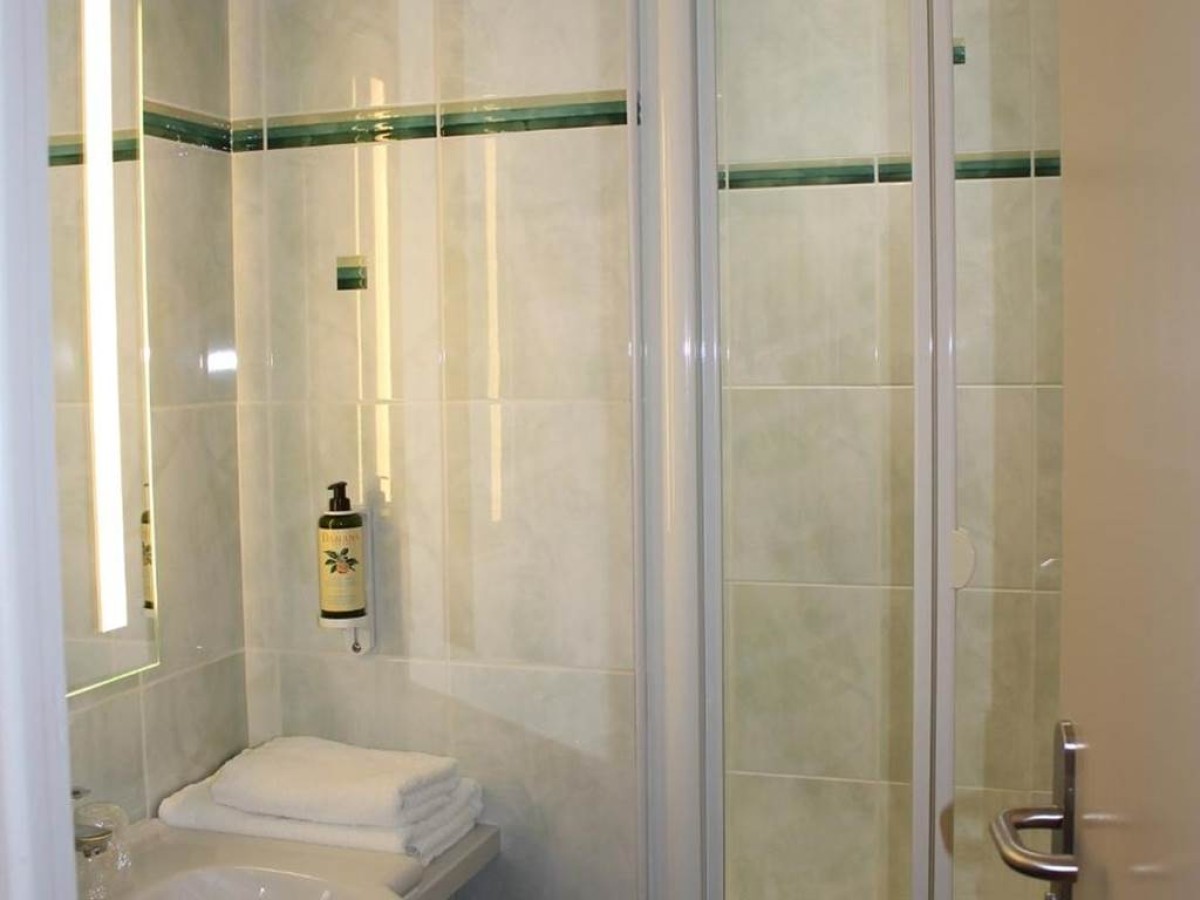 Hôtel la Capelle Millau - Bonjour Fun