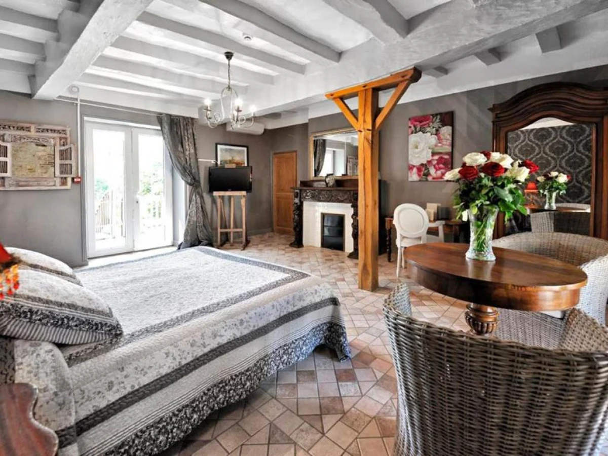 Hotel La Roseraie - Bonjour Fun