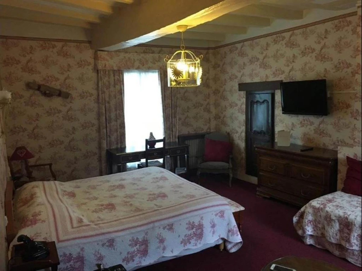 Hotel La Roseraie - Bonjour Fun