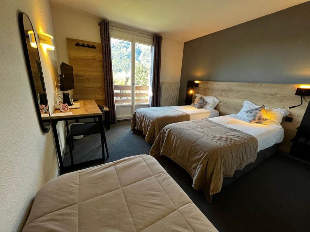 Hôtel Lacour - Bonjour Fun