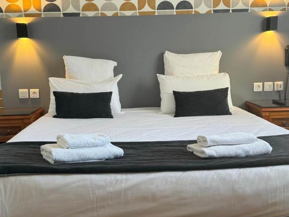 Hotel Le Bourgogne - Bonjour Fun