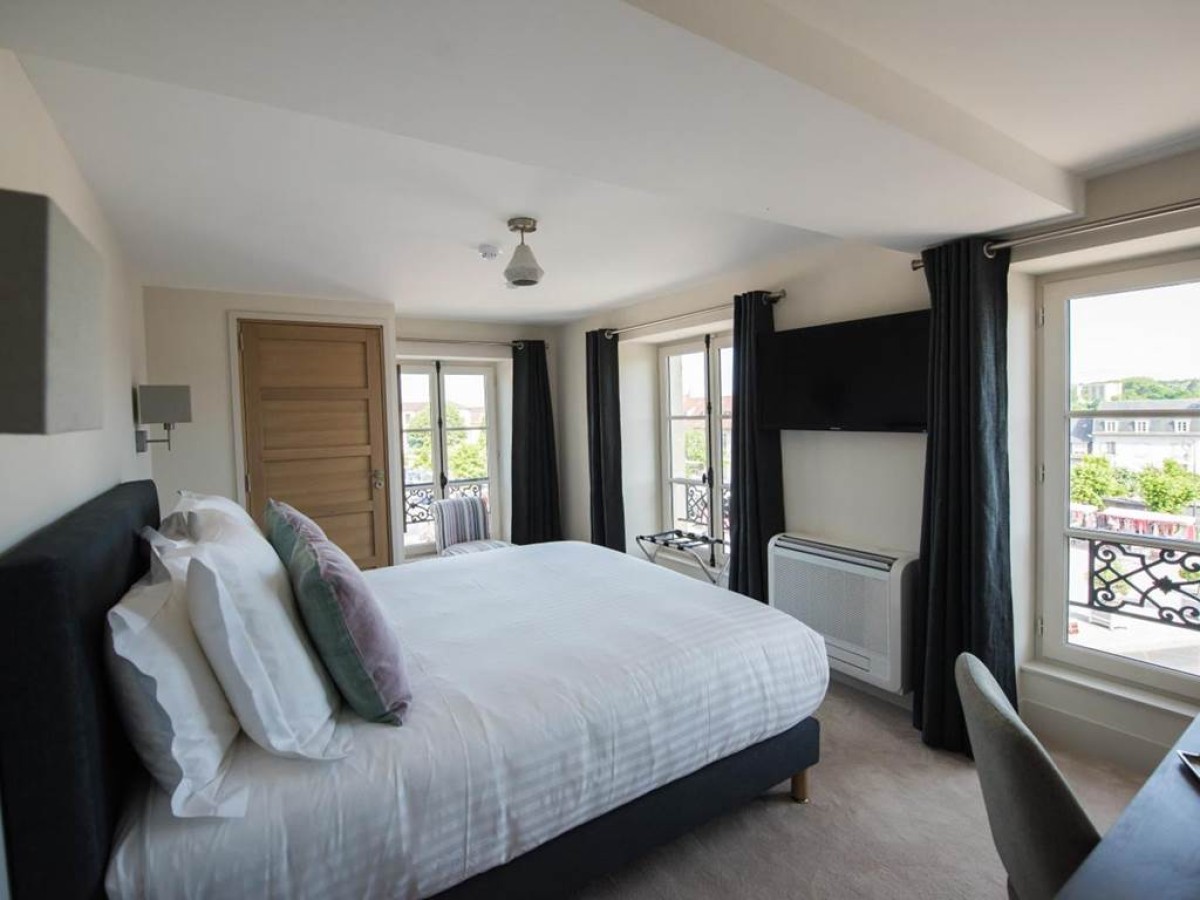 Hôtel Le Chantilly - Bonjour Fun