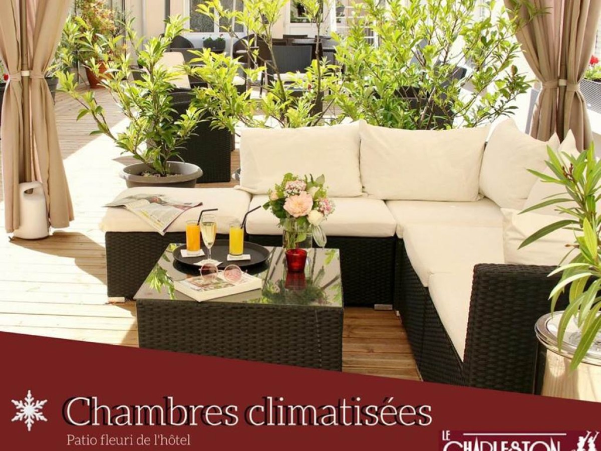 Hotel Le Charleston - Bonjour Fun