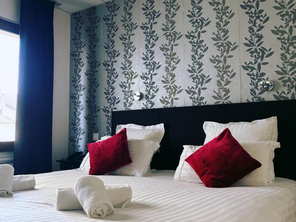 Hotel Le Divona "au coeur de Divonne" - Bonjour Fun