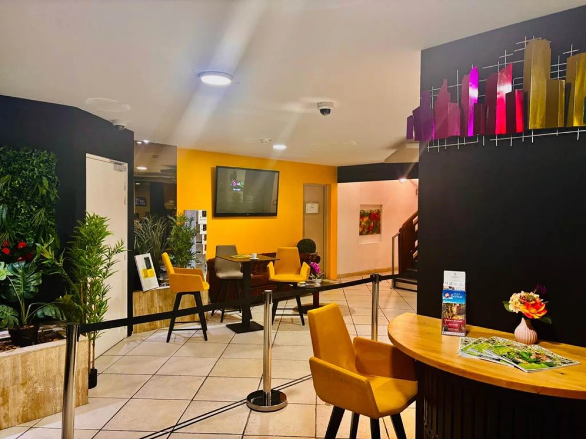 Hotel Le Gambetta - Bonjour Fun