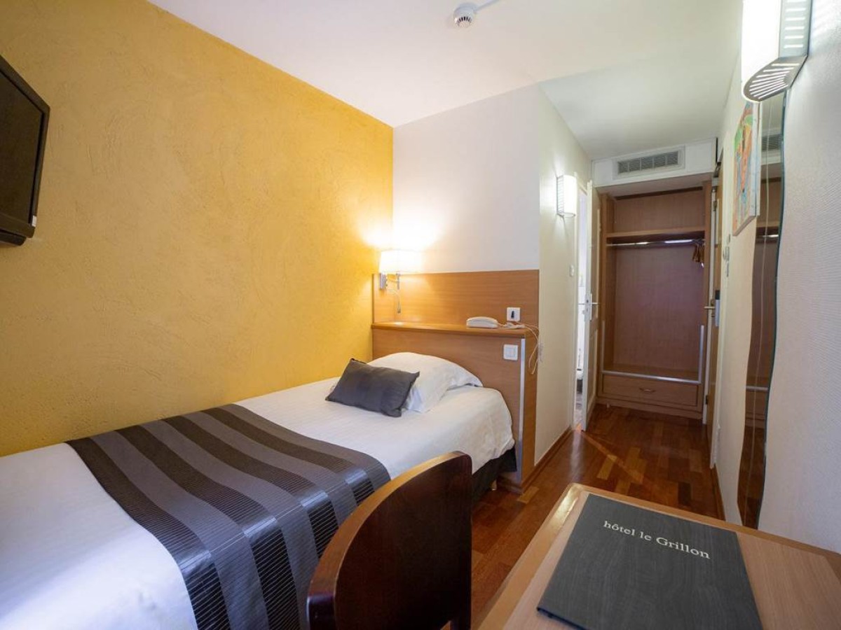 Hôtel le Grillon - Bonjour Fun