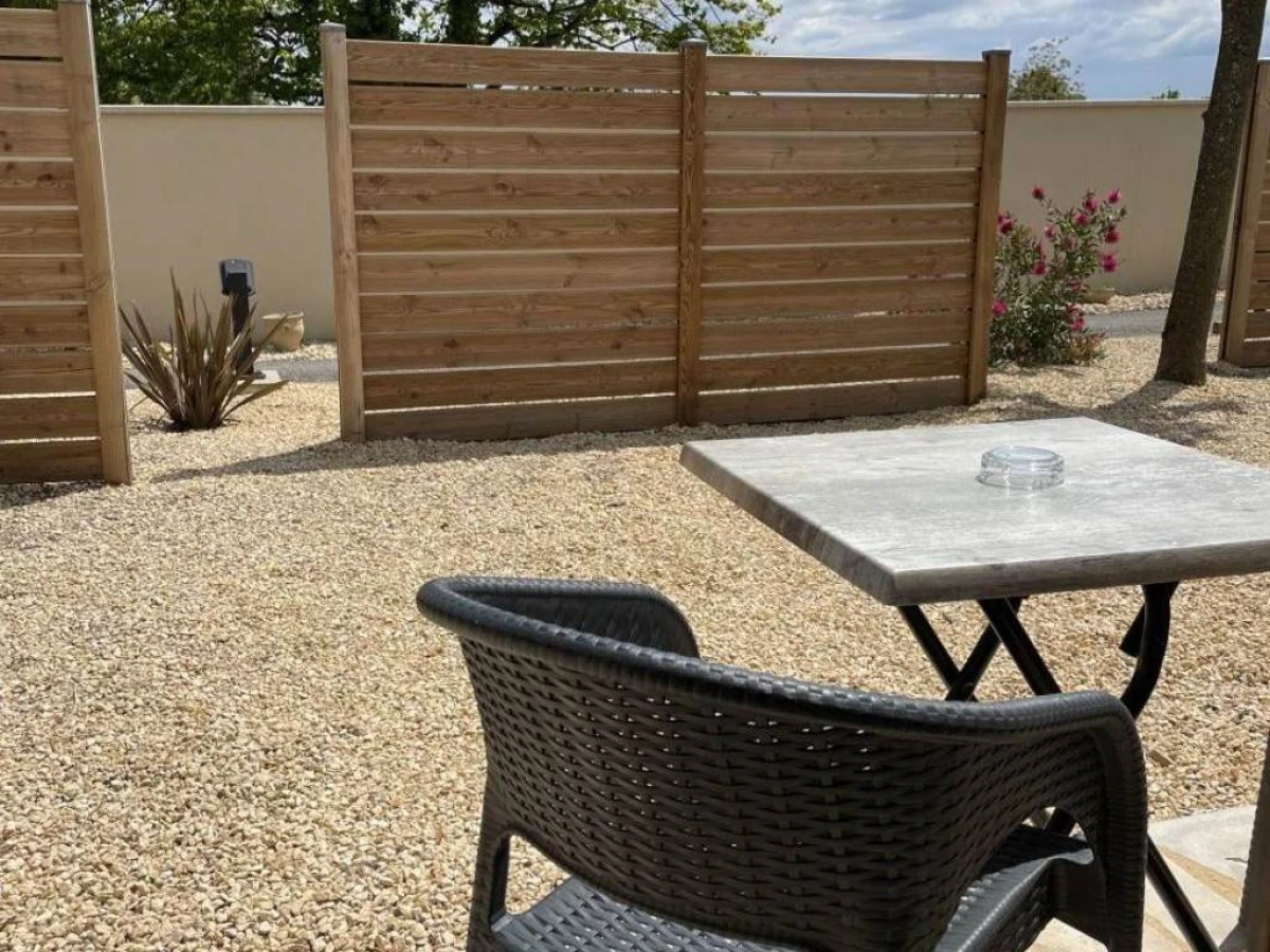 Hôtel Le Mas del Pechs - Chambres avec terrasse - Bonjour Fun