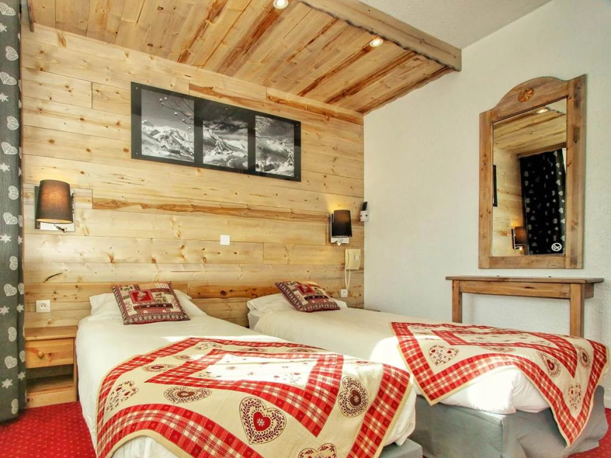Hotel Le Pelvoux - Bonjour Fun