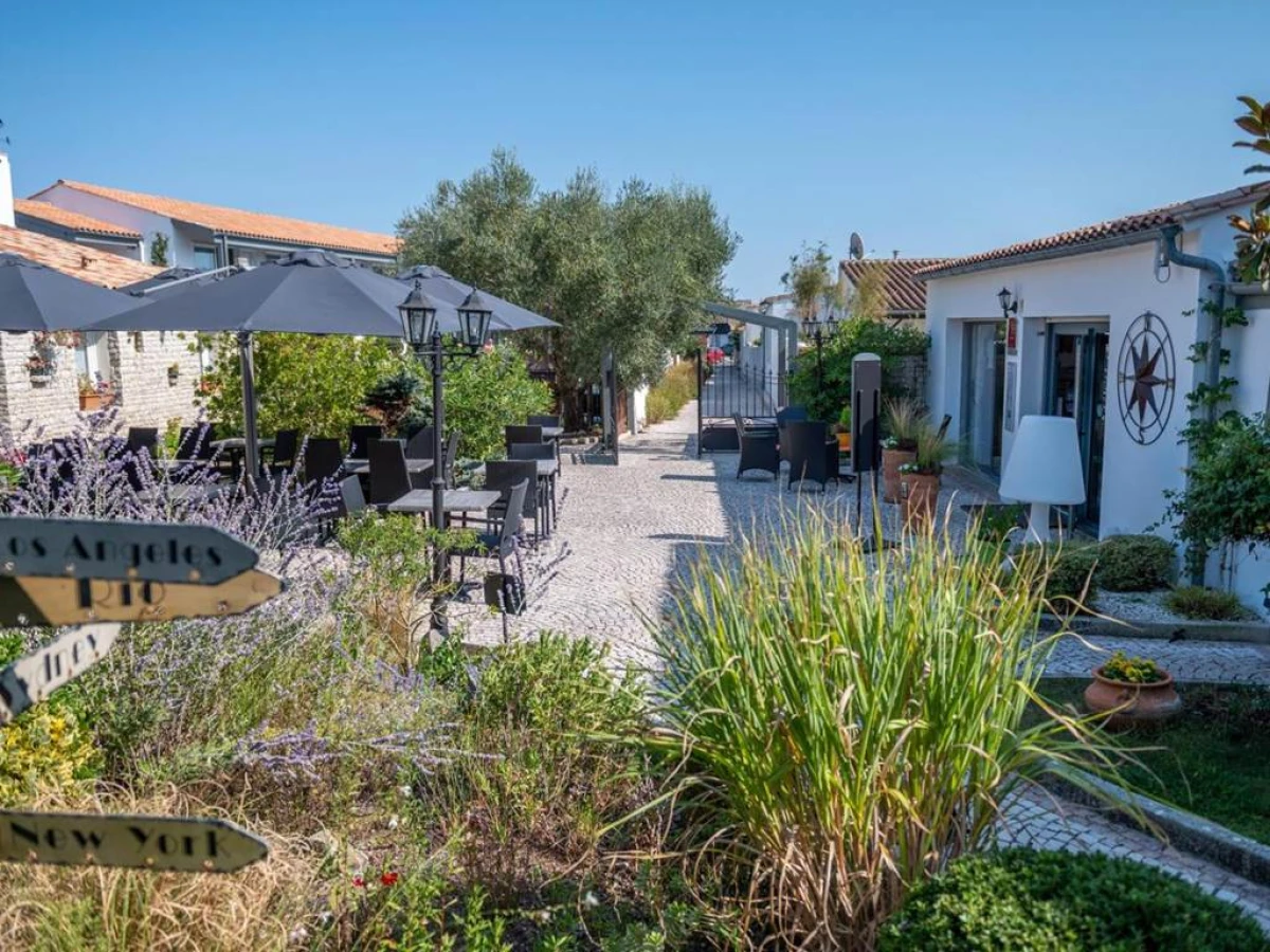 Hôtel Le Peu Breton - Bonjour Fun
