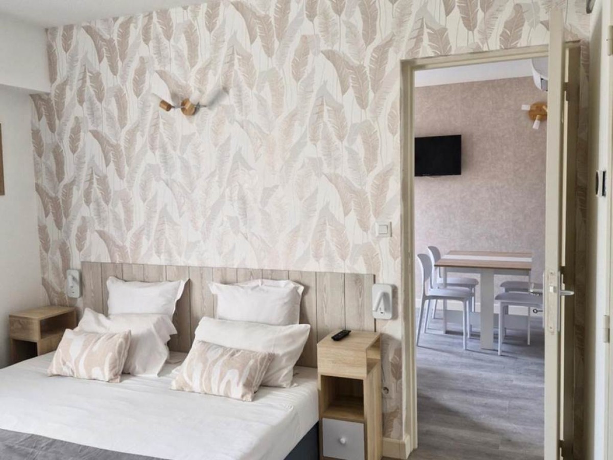 Hotel Le Vanséen - Bonjour Fun