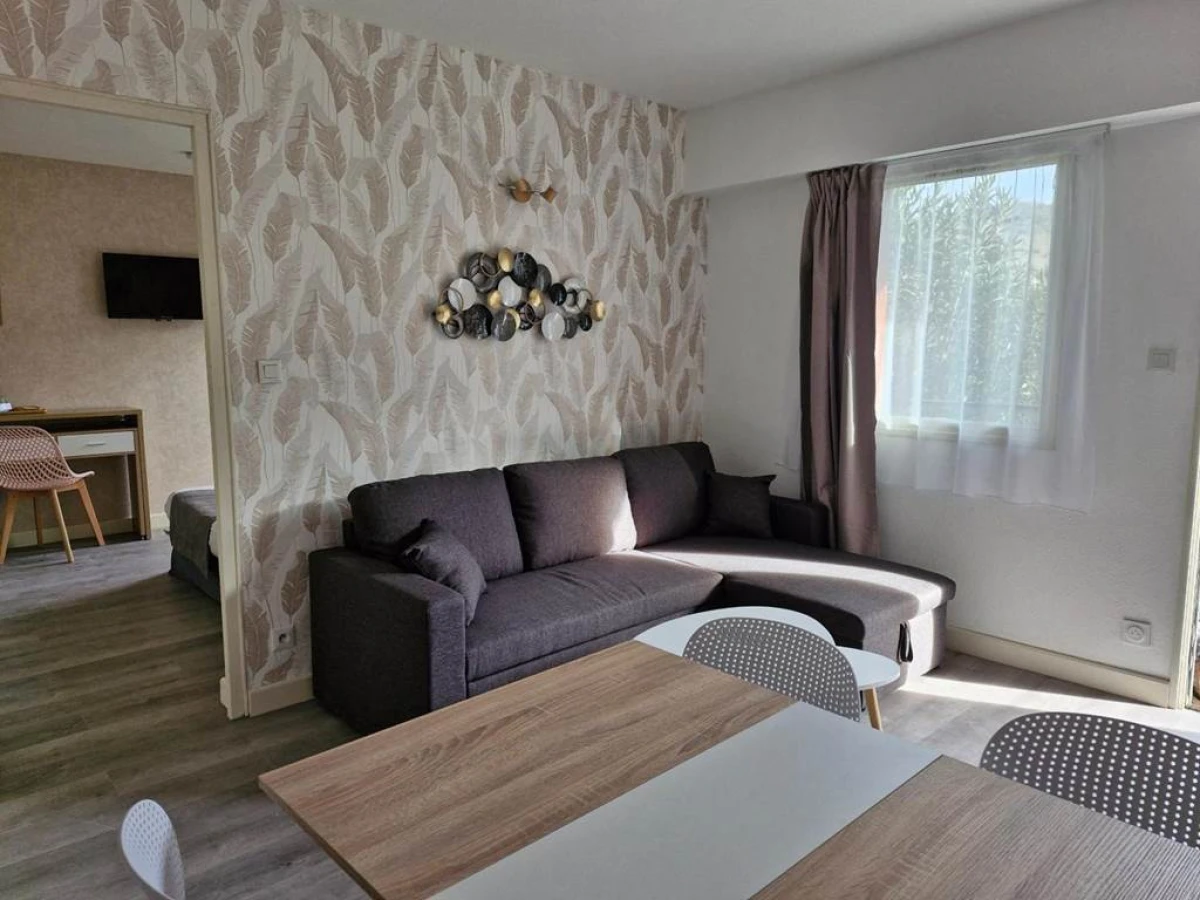 Hotel Le Vanséen - Bonjour Fun