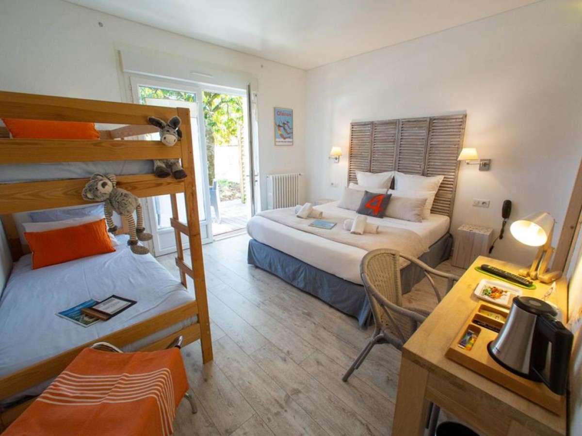 Hôtel Le Vert Bois - Bonjour Fun