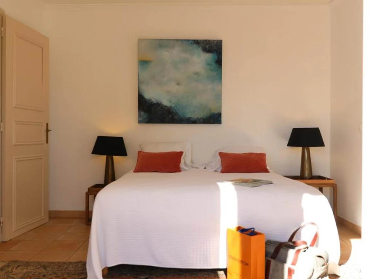 Hotel Les Flots Bleus - Bonjour Fun