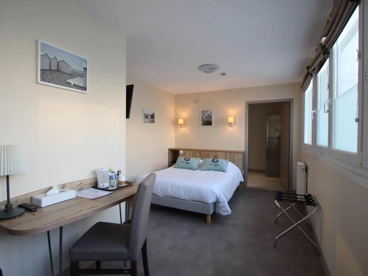 Hotel Les Galets Bleus - Bonjour Fun