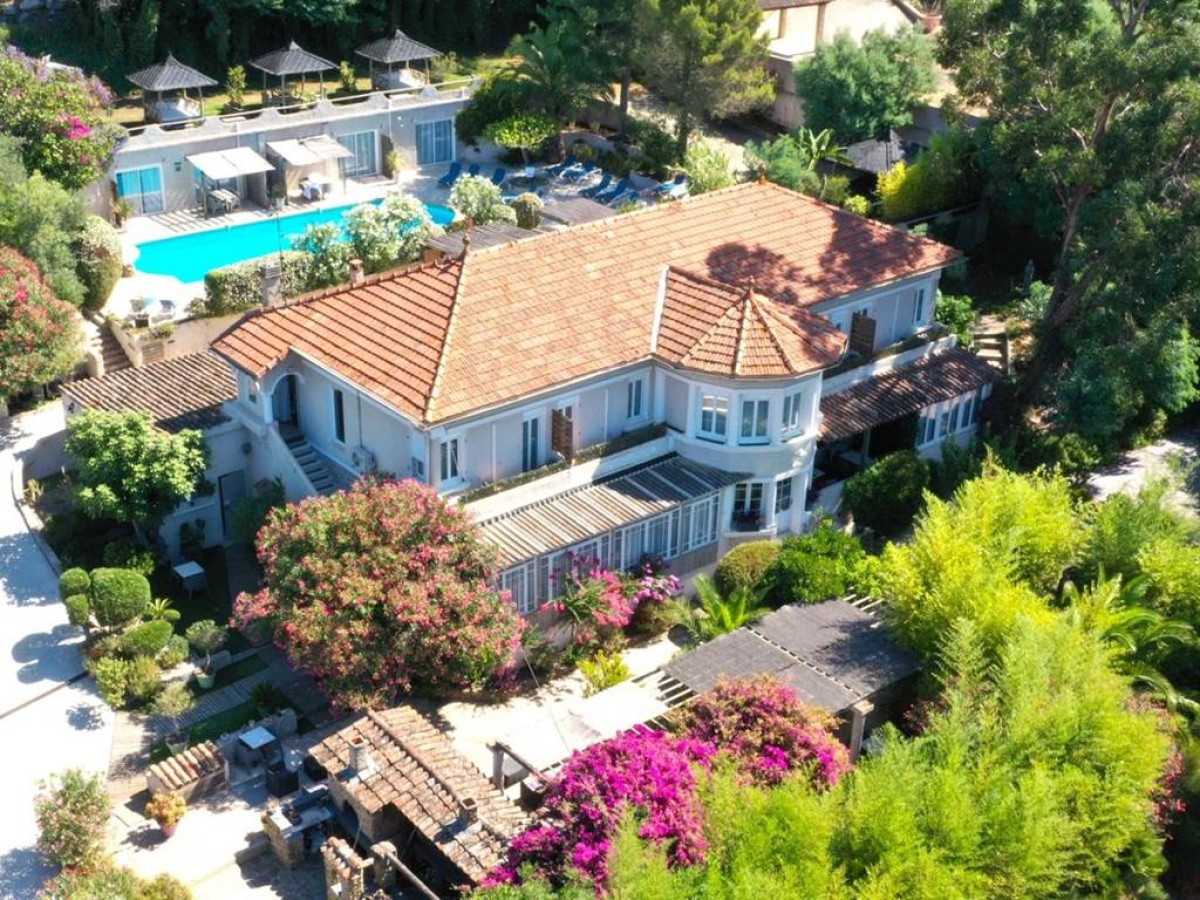 Hotel Les Jardins de Bormes - Bonjour Fun