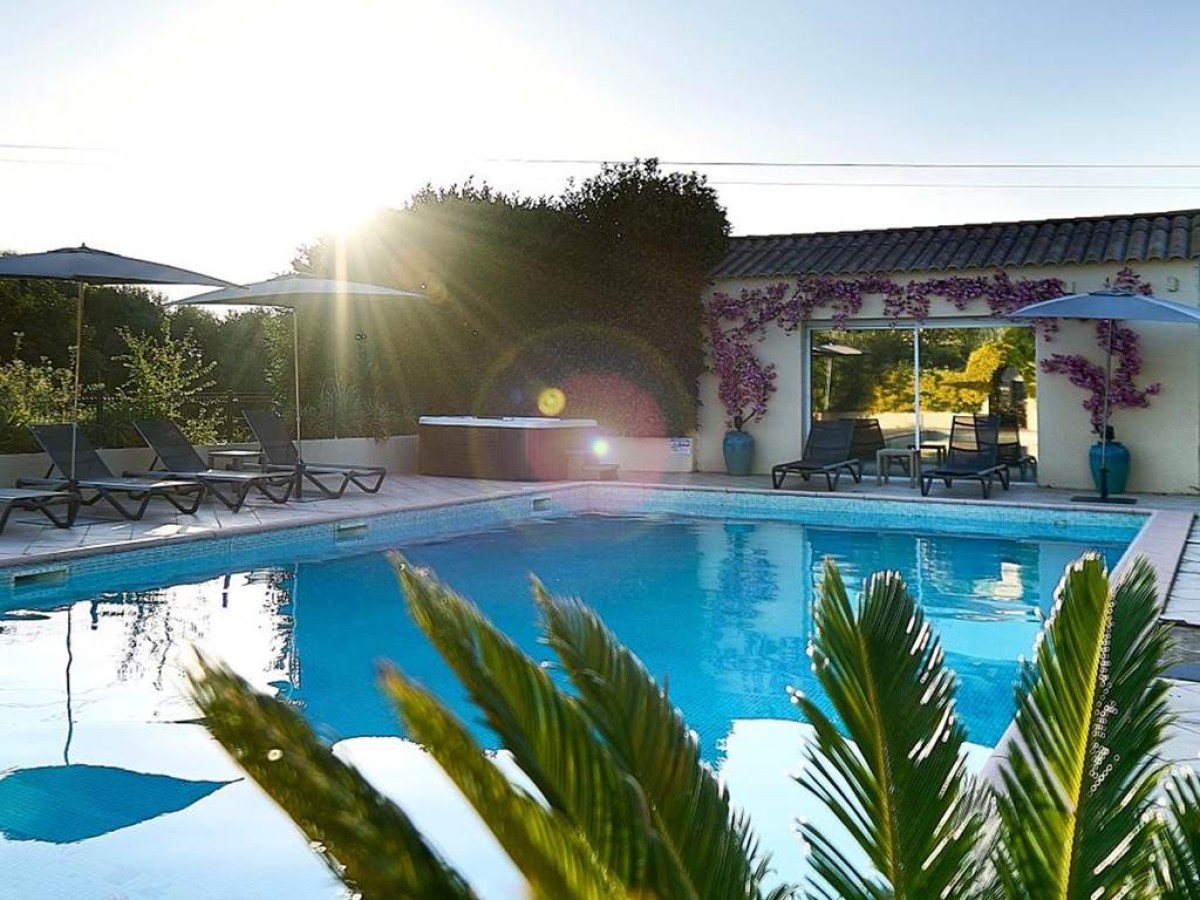 Hôtel Les Jardins - Bonjour Fun