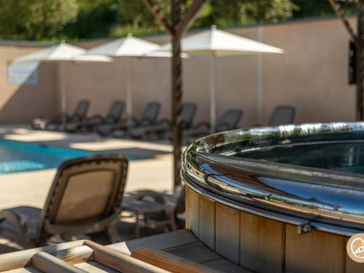 Hotel Les Restanques De Moustiers - Bonjour Fun