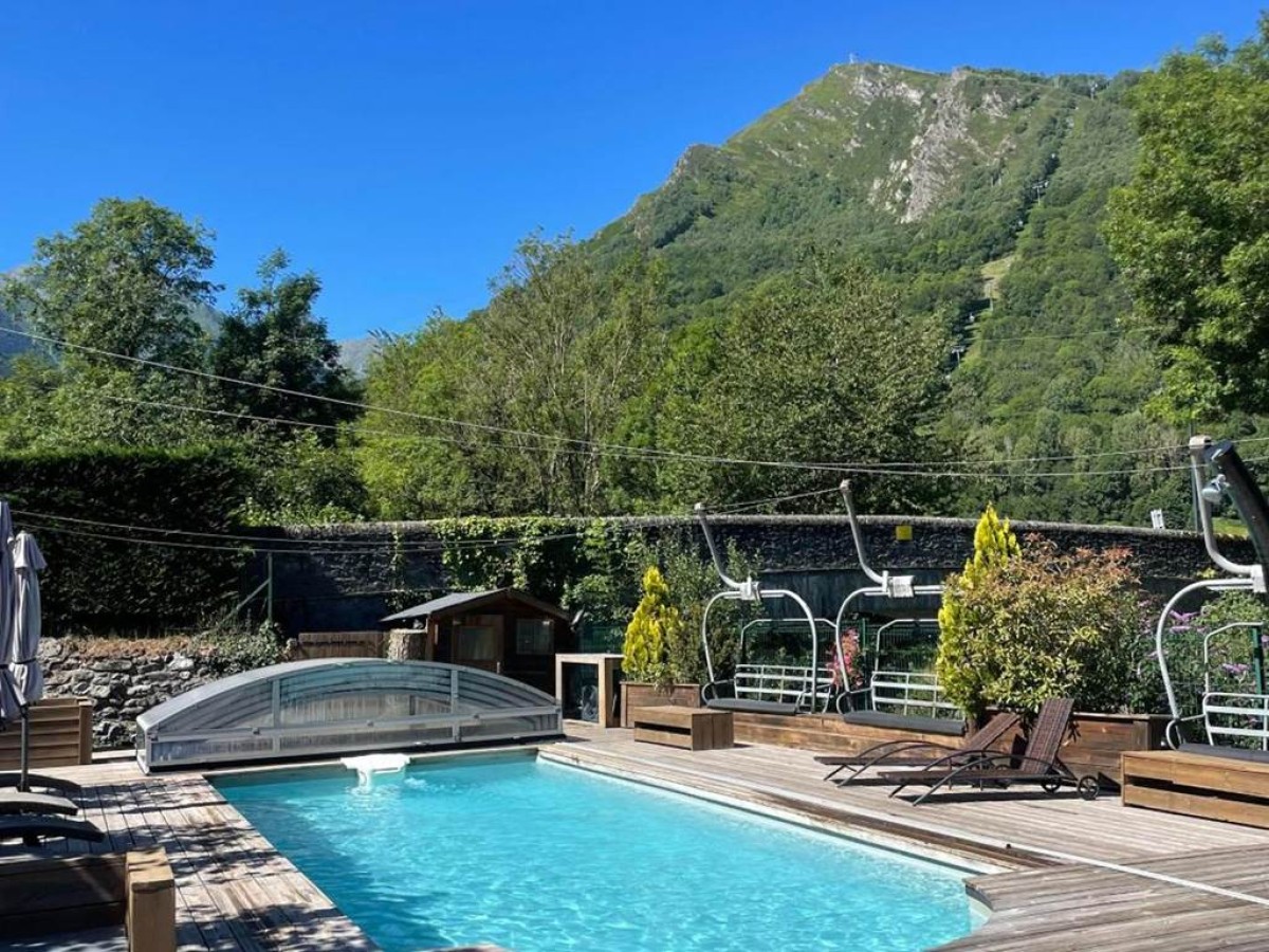 Hôtel Neste de Jade - Bonjour Fun