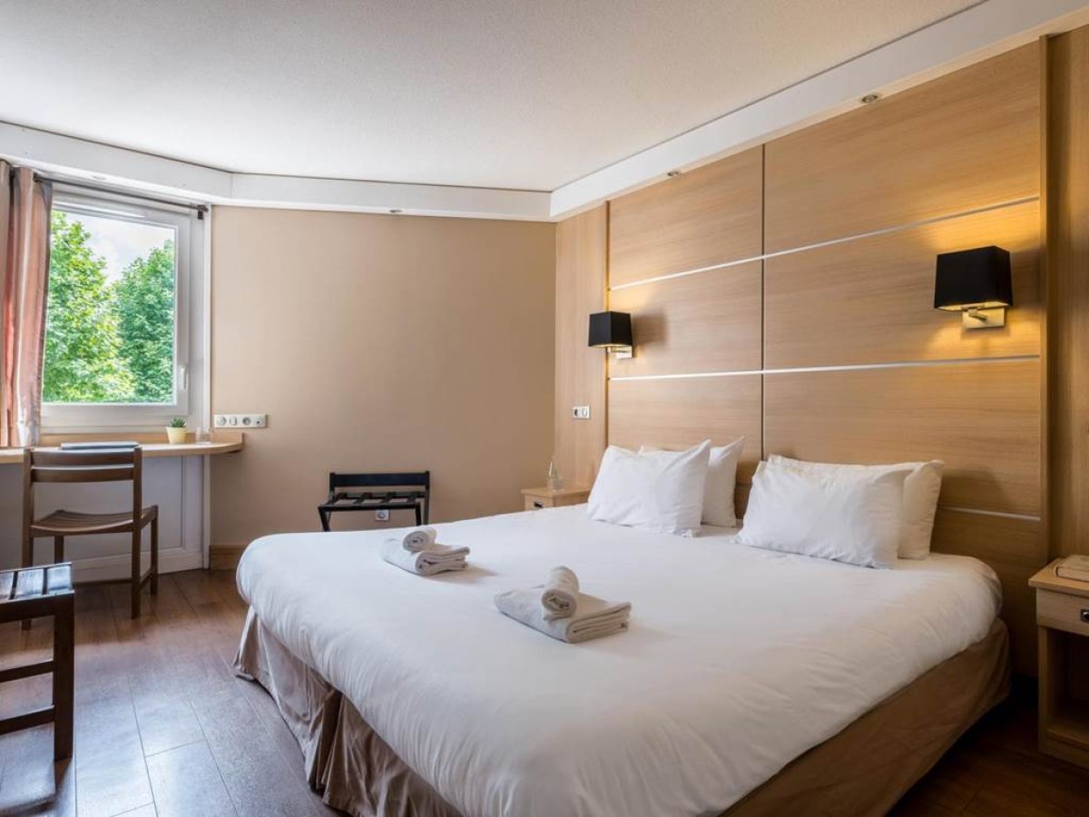 Hotel Novel Restaurant La Mamma - Bonjour Fun