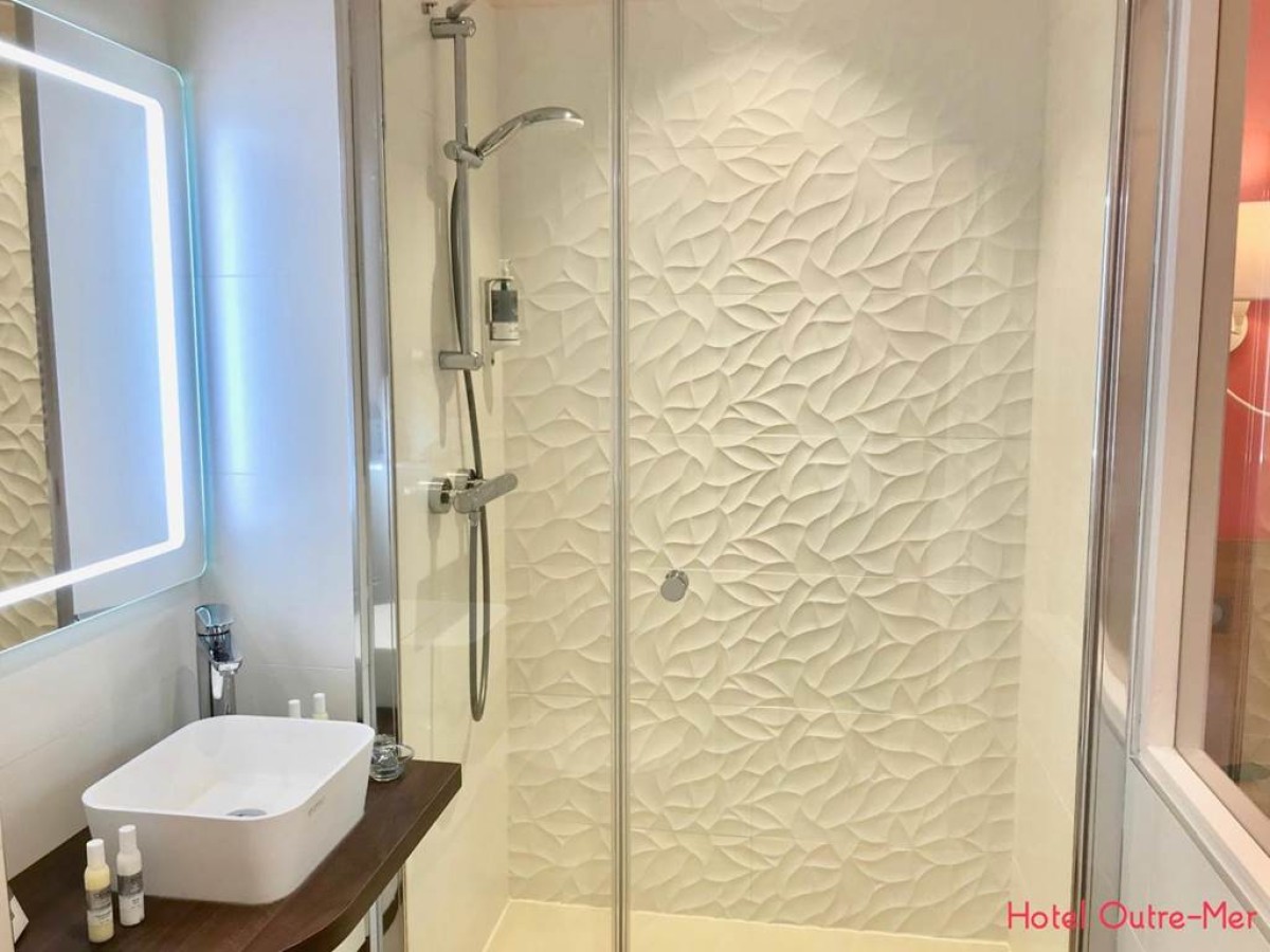 Hôtel Outre-Mer - Villa Le Couchant - Bonjour Fun