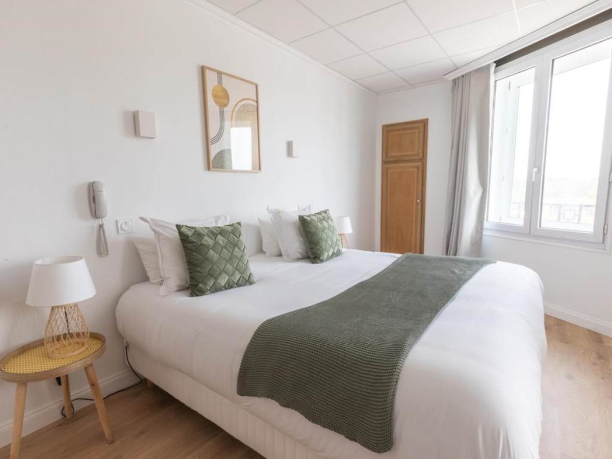 Hôtel Porte Mars Reims Gare Centre Arena - Bonjour Fun