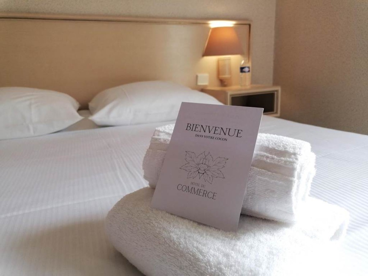 Hôtel Restaurant Bar du Commerce - KB HOTEL GROUP - Bonjour Fun