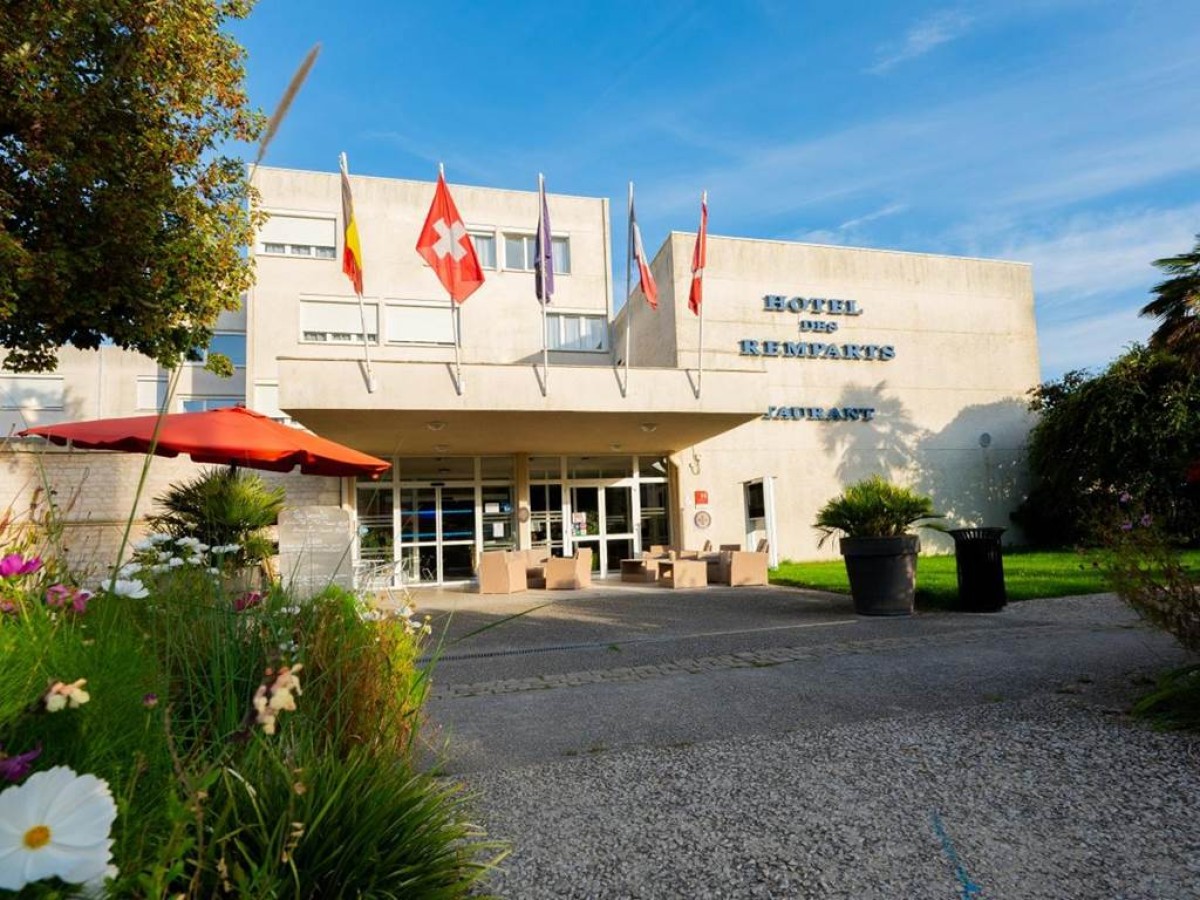 Hôtel & Restaurant des Remparts - Bonjour Fun