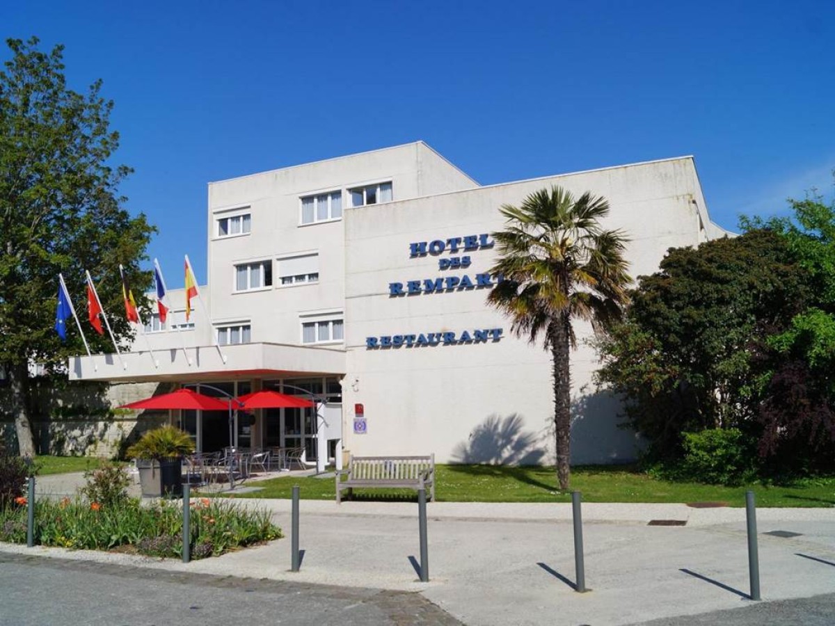 Hôtel & Restaurant des Remparts - Bonjour Fun