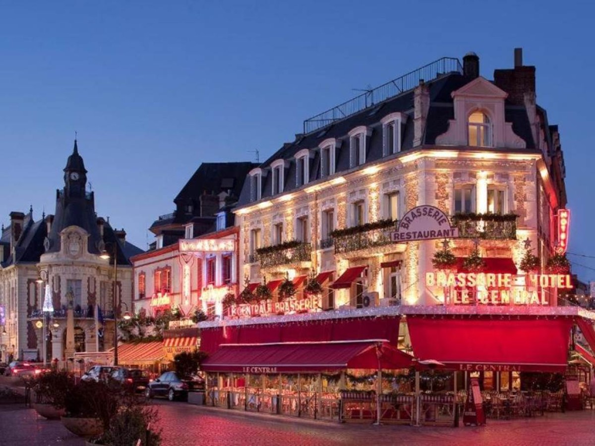 Hotel & Restaurant LE CENTRAL TROUVILLE - Bonjour Fun