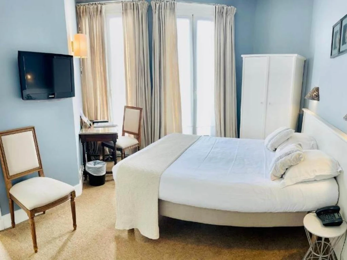 Hotel & Restaurant LE CENTRAL TROUVILLE - Bonjour Fun