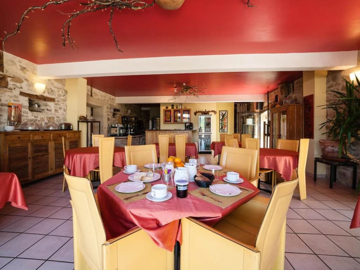 Hôtel Restaurant Le Mûrier de Viels - Grand Figeac - Bonjour Fun