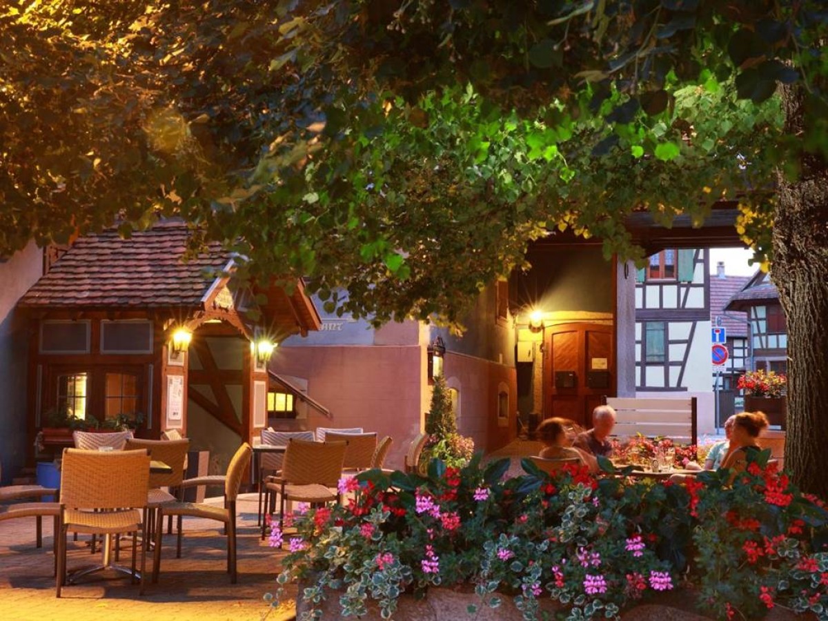 Hotel Restaurant Père Benoît - Bonjour Fun