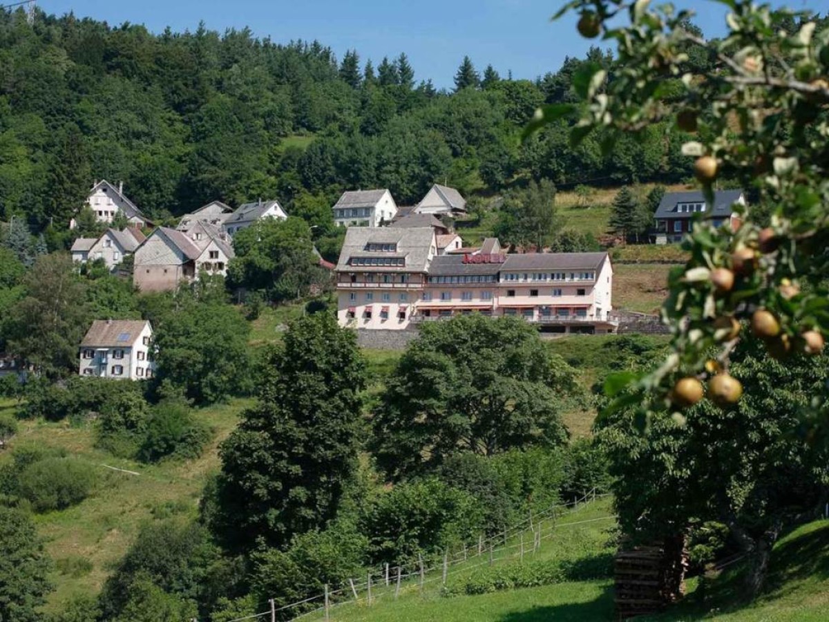 Hôtel Restaurant Roess - Bonjour Fun