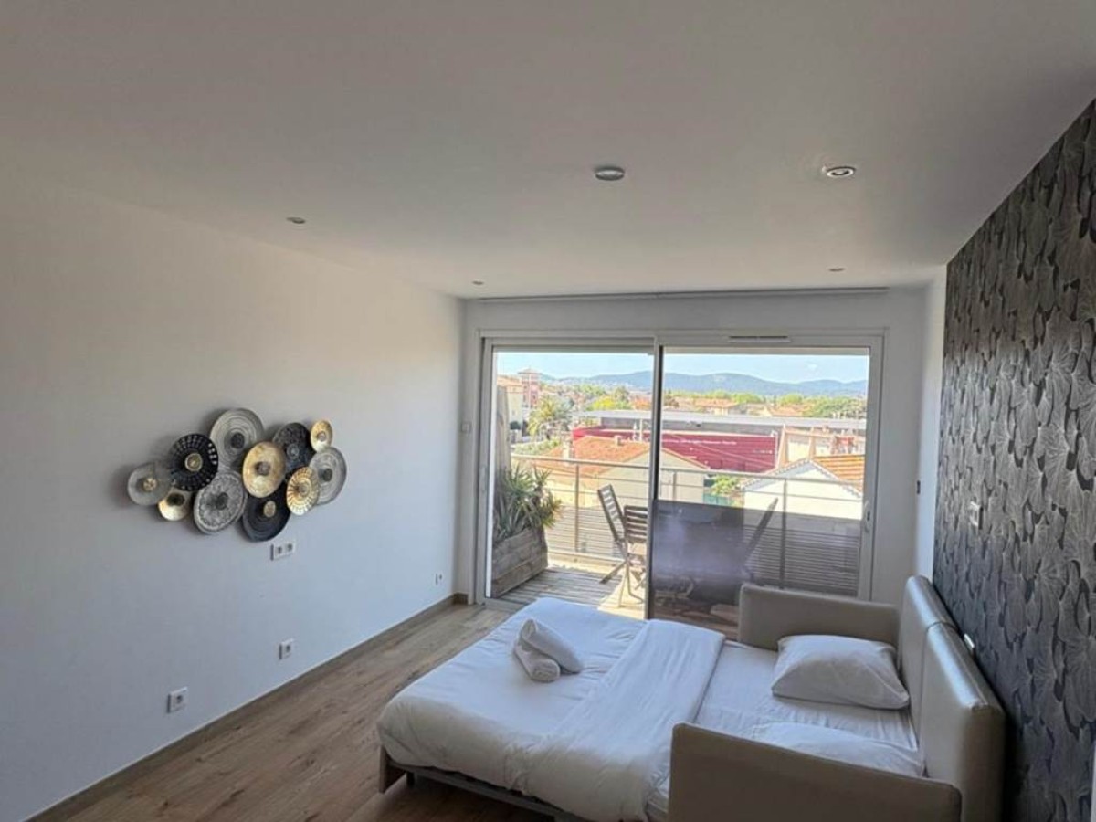 Hotel Sable Et Soleil - Port - Bonjour Fun