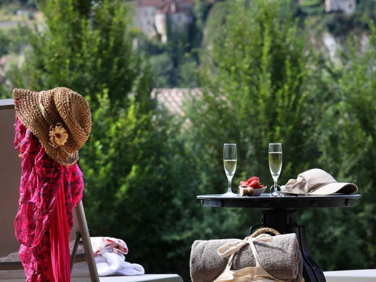 Hôtel-Spa Le Saint Cirq - Bonjour Fun